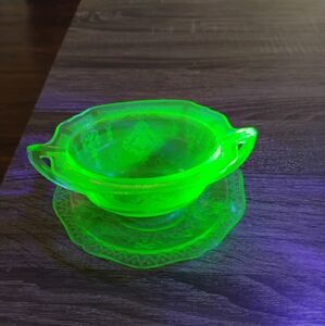Vintage Green Uranium Glass Set